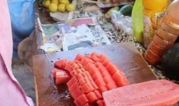 街边免费吃瓜,夏日炎炎解暑神器